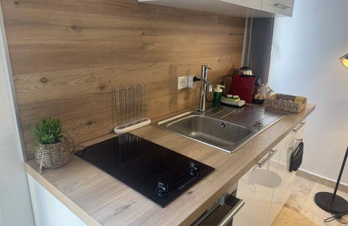 Les Baumettes Apartamento | Cosy studio, terrace, near the sea and tramway