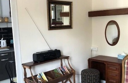 L'Isle-Jourdain Apartamento | Cosy Studio Apartment, L'Isle-Jourdain, France