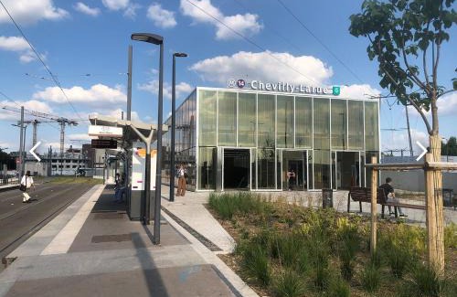 Chevilly-Larue Apartamento | Cosy T2 au porte dOrly Rungis au pied du metro ligne 14