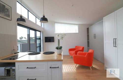 Beach Haven Apartamento | Cosy Tiny Home with Ocean Views