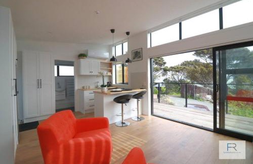 Beach Haven Apartamento | Cosy Tiny Home with Ocean Views