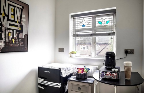 East Ham South Casa | Cosy Twin Bedroom in East London
