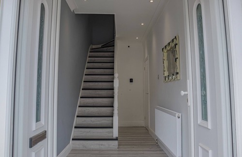 East Ham South Casa | Cosy Twin Bedroom in East London