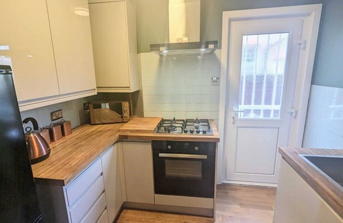 Westcliff-on-Sea Apartamento | Cosy, Two-bedroom , ground floor flat