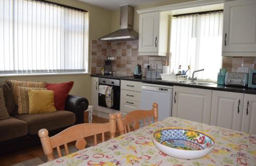 Mullet Peninsula Apartamento | Cosy two bedroom cottage on the Mullet Peninsula