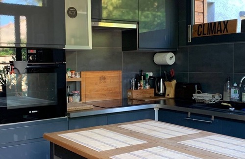 Cauderan Condominio | Cosy two bedrooms appartement with private garden! Pétanque, Bbq and chill!