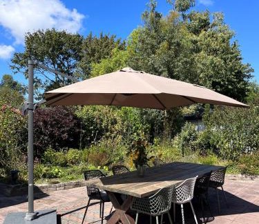 Bruinisse Casa | Cosy Vacation home with large fenced garden
