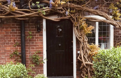 Cobham Casa | Cosy Village Cottage Gran precio! Londres y la costa a 30 minutos