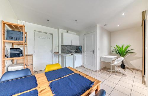Zola - Pressense Apartamento | Cosy well-located apartment in Gratte-Ciel