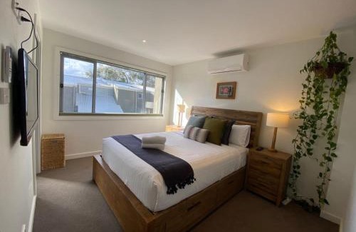 O'Connor Casa | Cosy Work From Home Townhouse 10 Mins From City - Hosted by CanStay
