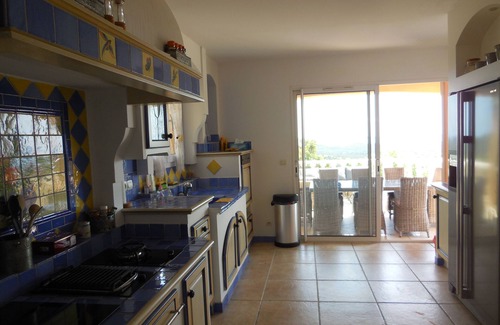 La Londe-les-Maures Villa | Villa Blue Paradou, clasificado 4 *, magnífica vista al mar, piscina climatizada, prox. golf