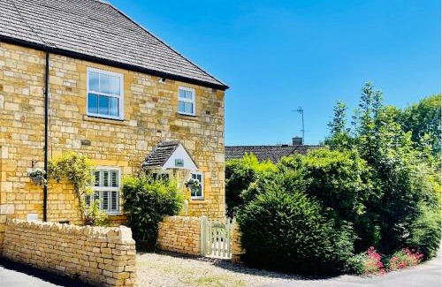 Chipping Campden Apartamento | Cotswold Chic Retreats "Jacinabox" Central Chipping Campden-Parking-Garden