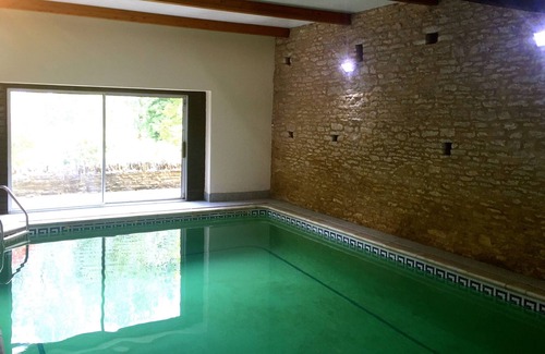 Minster Lovell Cabaña | Cotswold Cottage en el borde de Cotswolds, cerca de Oxford con cancha de tenis + piscina cubierta