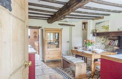 Ampney Crucis Casa | Cotswold Stone Cottage
