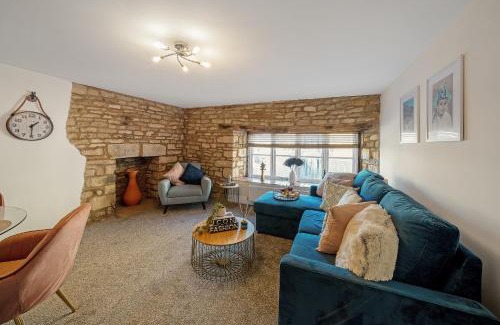 Cirencester Apartamento | Cotswolds- 2 bed flat in 18th Century building, town centre with Smart TV - Esho Stays