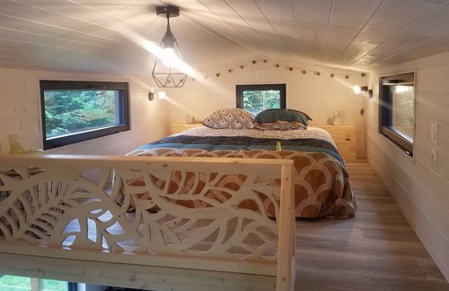 Saint-Christophe-sur-Conde Cabaña | Cottage