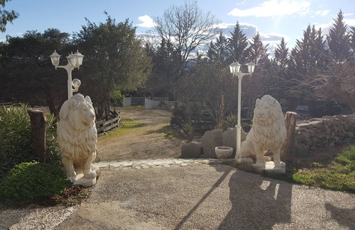 Saint-Andre-de-Cruzieres Cabaña | Vrbo Property