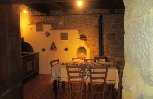 Castiglione di Garfagnana Cabaña | Casa de campo situada en el antiguo Chestnut Grove