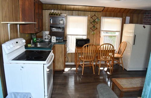 Sauble Beach Cabaña | Cottage #15 - Private Access to Sauble Beach