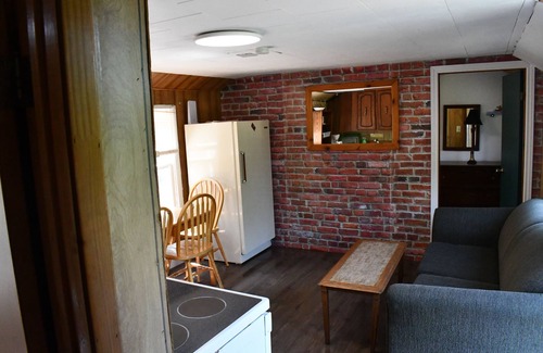 Sauble Beach Cabaña | Cottage #15 - Private Access to Sauble Beach