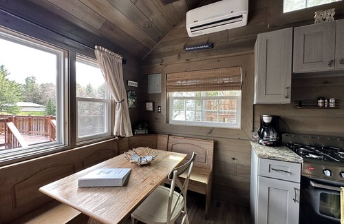 Old Forge Cabaña | Cottage "1st Lake" a two bedroom, waterfront cottage at The Lakes Old Forge!
