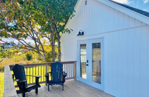 French River Cabaña | Cottage #2 - 2 bedroom - family & pet friendly!