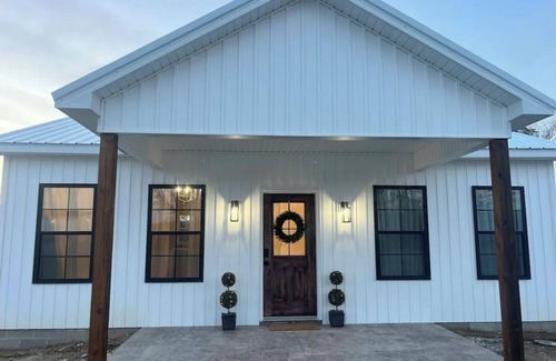 Farmers Casa | Cottage #2 at MeadowView!