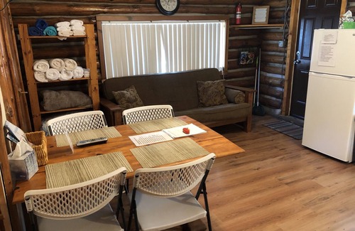 Mayfield Cabina | Cabaña 2 en el Lake Cabin Resort