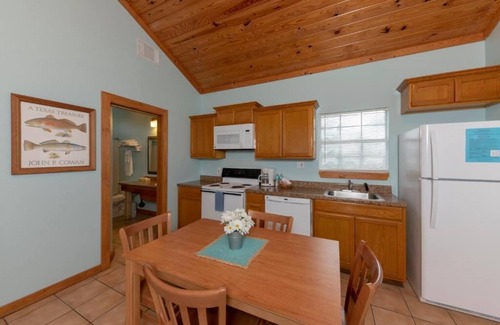 Fulton Casa | Cottage 20 at D&R Pelican Bay Resort