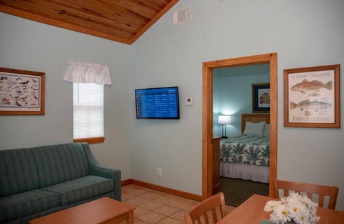 Fulton Casa | Cottage 20 at D&R Pelican Bay Resort