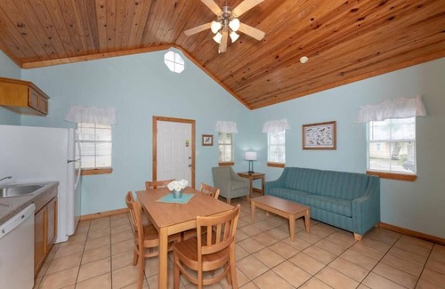 Fulton Casa | Cottage 20 at D&R Pelican Bay Resort