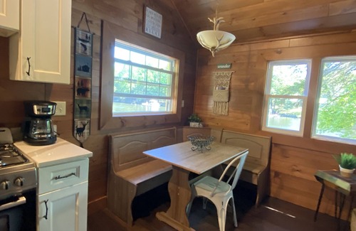 Old Forge Cabaña | Cottage “2nd Lake” 2-Bedroom, Waterfront Cottage at The Lakes Old Forge