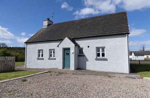 Northern Ireland Cabaña | Tranquil Cottage Retreat in Enniskillen
