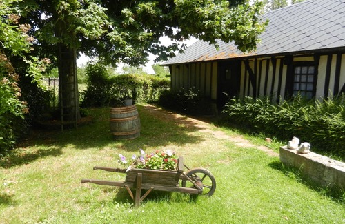 Calleville Cabaña | Cottage 3 Vacas: chimenea, piscina y jacuzzi