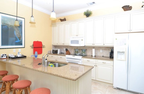 Treasure Cay Casa | Cottage #3 - Steps Away from Beach w/Pool! Sleeps 8!