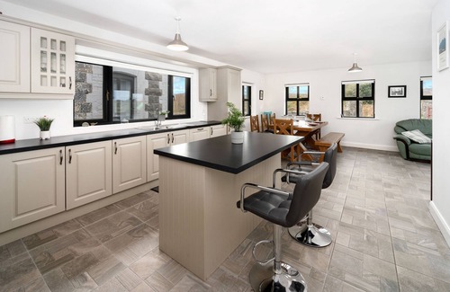 Oughterard Cabaña | Cottage 345 - Oughterard - capacidad para 10 personas en 4 habitaciones