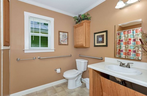 Langston Cabaña | Cottage #4 Fisherman's Landing / 2-Bed 1-Bath Cottage w/Covered Boat Shelter