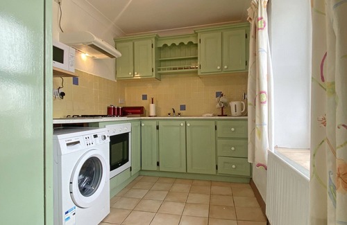 Ballyconneely Cabaña | Cottage 429 - Ballyconneely - sleeps 4 guests in 2 bedrooms