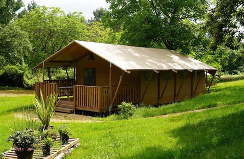 Le Buisson-de-Cadouin Cabaña | confort Cottage 5p en preciosos jardines, con piscina