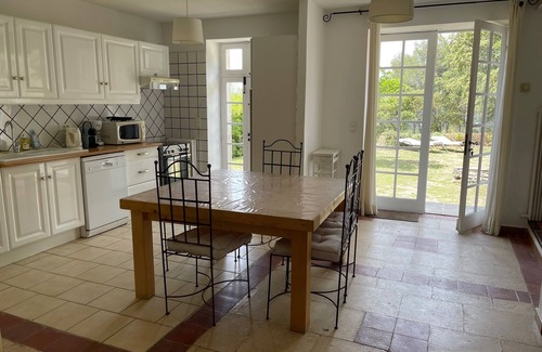 Saumane-de-Vaucluse Cabaña | Cottage 5 pers encanto independiente en una propiedad de 33 hectáreas con piscina