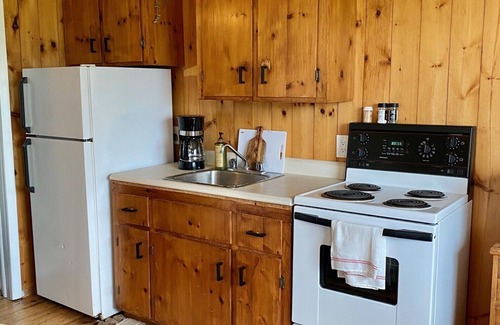 French River Cabaña | Cottage #6 - 1 bedroom - pet friendly!