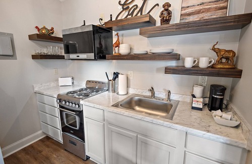 Ridgeland Cabaña | Cottage 6 - Hooty's Place
