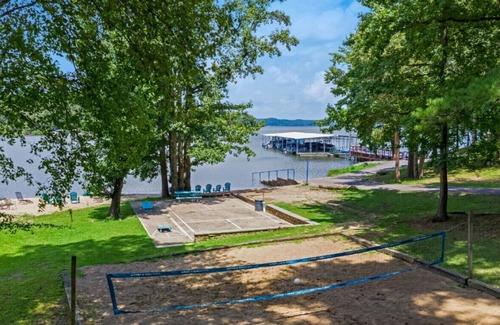 Almo Cabina | Kentucky Lake View Cottage 2 dormitorios, 1 baño - Familia y mascotas!