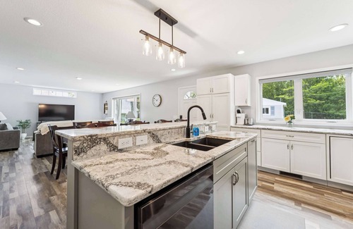Greenbush Apartamento | Cottage 9 - 3BR Lake Retreat | Stunning Views