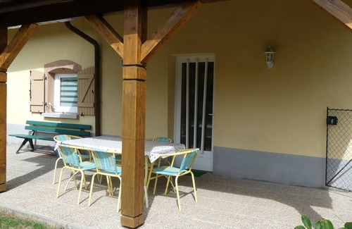 Taintrux Cabaña | Casa rural de 90m2 ubicada en una aldea muy tranquila lejos del tráfico.