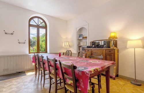 Arzano Casa | Casita de campo 'Ancienne Maison De Famille 6-8 Pers' con terraza privada, jardín privado y Wi-Fi