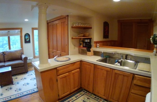 Macatawa Apartamento | Cottage Apartment, Macatawa Park, Comfortably sleeps 2 + 1