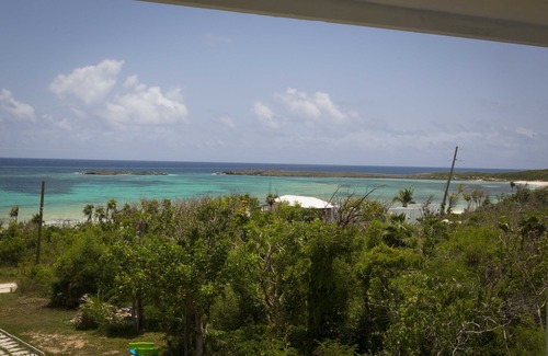 Clarence Town Cabaña | Cottage at Dean's Blue Hole - A poca distancia del Blue Hole!