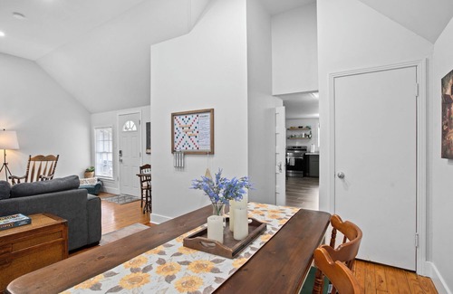 Laurel Cabaña | Cottage at Mason Park