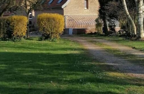 Le Meillard Cabaña | Cottage Avec Piscine Chauffée de mai à Sept.grand Jardin,terrasse,bbq,parking